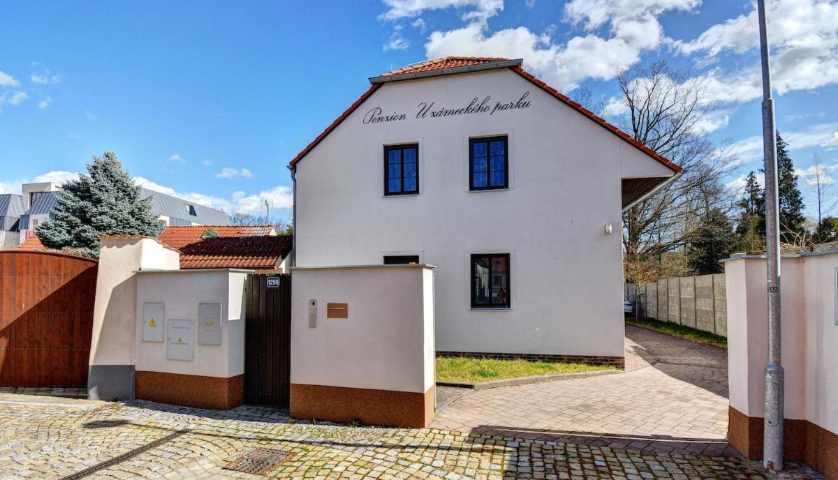 Penzion U zámeckého parku Trebon Exterior foto
