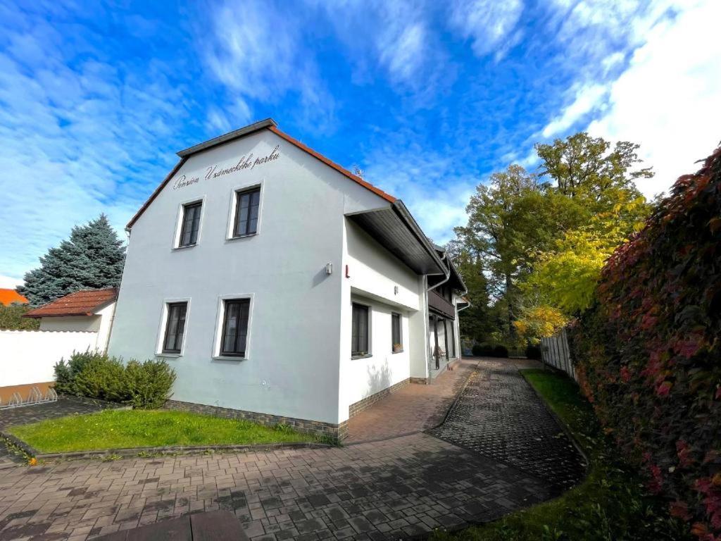 Penzion U zámeckého parku Trebon Exterior foto