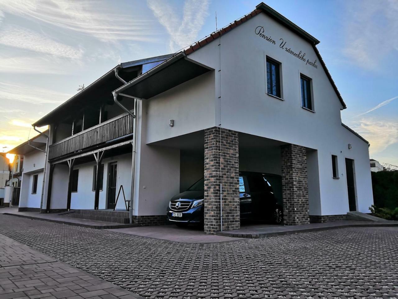 Penzion U zámeckého parku Trebon Exterior foto